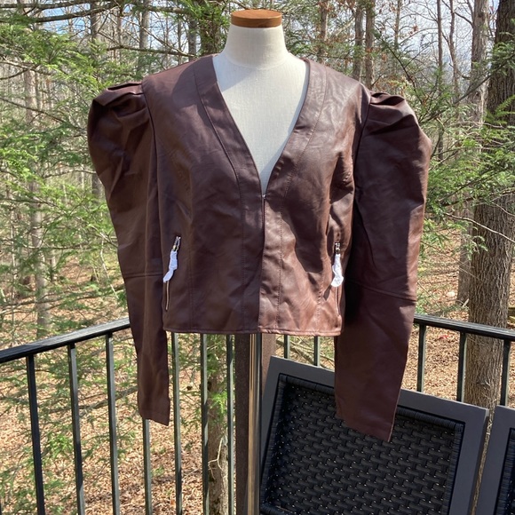 Azalea Wang Jackets & Blazers - NWT Azalea Wang chocolate pleather puff sleeve jacket hook/eye closure sz. 2x
